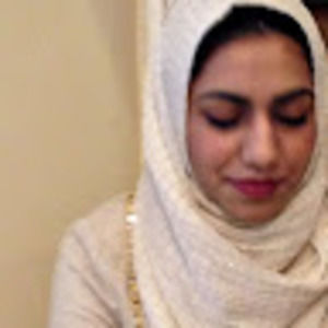 Meet your Posher, Fatima